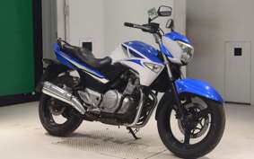 SUZUKI GSR250