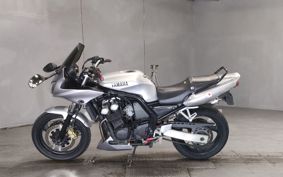 YAMAHA FZ400 1997 4YR