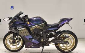 KAWASAKI ZX-25R ZX250E
