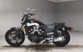 YAMAHA VMAX 2005 VP20