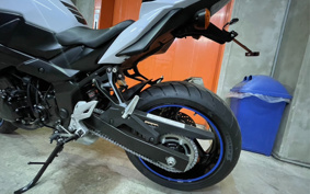 SUZUKI GSR750 2012 C5111