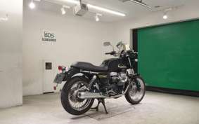 MOTO GUZZI V7 CLASSIC 2012