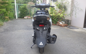 SUZUKI SU WISH LTD DV12B