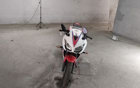 HONDA CBR250R MC41