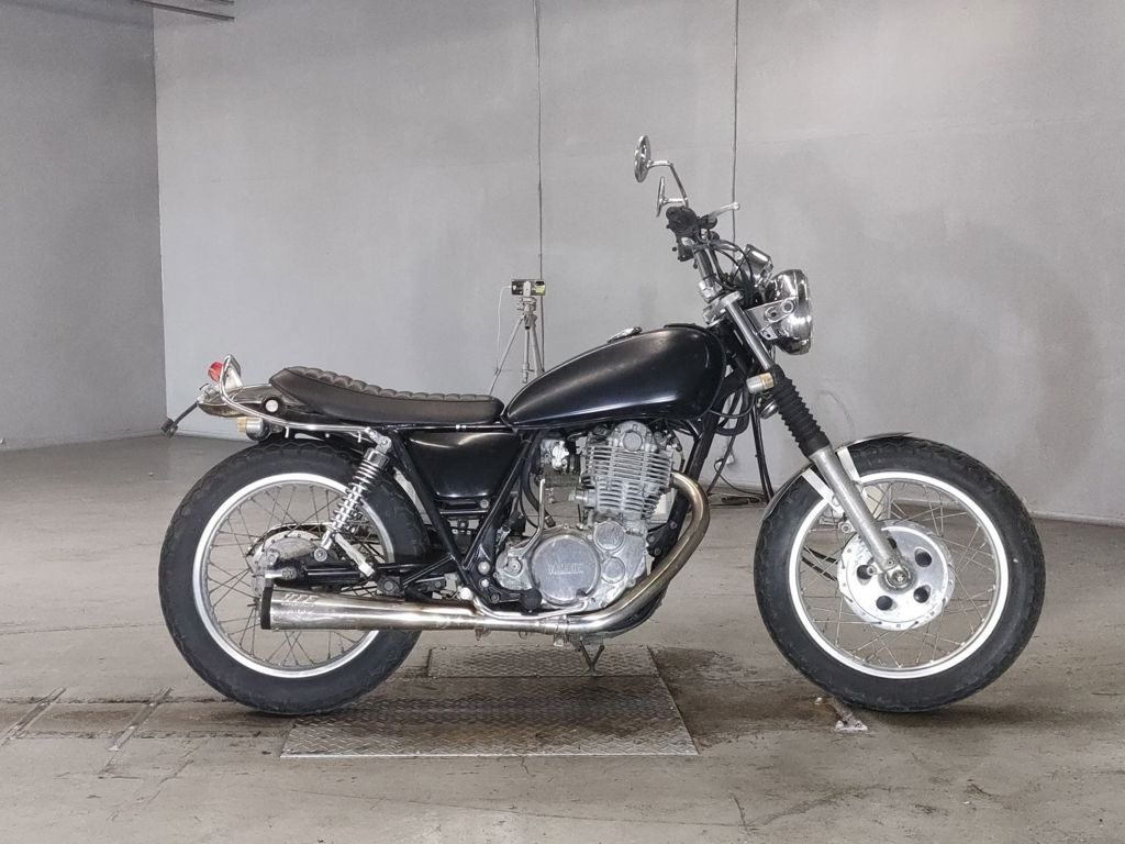 Фото Yamaha SR400 1995 с японского аукциона