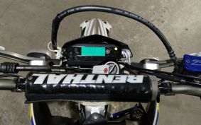 YAMAHA WR250R DG15J