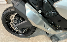 HONDA X-ADV 750 2025 RH21
