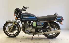 SUZUKI GS750G 1983