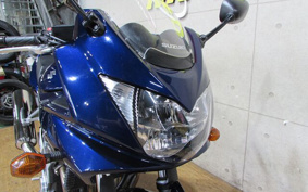 SUZUKI BANDIT 1200 S 2006 GV79A