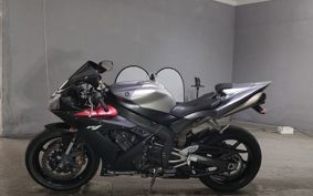 YAMAHA YZF-R1 RN13