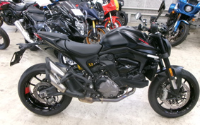 DUCATI 937 MONSTAR + 2022 4M00