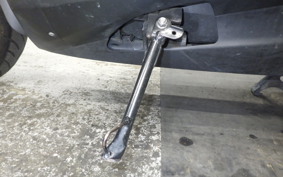 SUZUKI SKYWAVE 200 (Burgman 200)