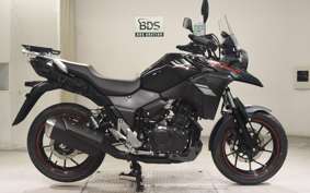 SUZUKI Vｽﾄﾛｰﾑ250