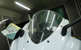 SUZUKI GSX-R750 2013