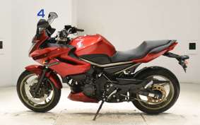 YAMAHA XJ6 S 2009