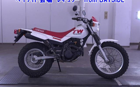 YAMAHA TW200