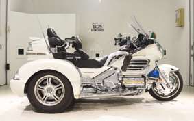 HONDA GL 1800 GOLD WING  TRIKE 2004 SC47