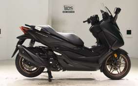 HONDA FORZA 250 MF17