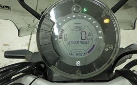 HUSQVARNA SVARTPILEN 250