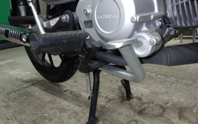 HONDA CROSS CUB 110 2001 JA60