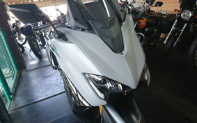 YAMAHA T-MAX 560 A 2020 SJ19J