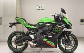 KAWASAKI ZX-25R 2015 ZX250E