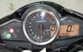 SUZUKI GSR250