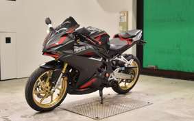 HONDA CBR250RR A 1996 MC51