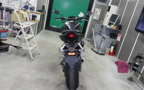 HONDA CB650R E-Clutch 2025 RH17