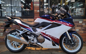 HONDA VFR800F 2022 RC79
