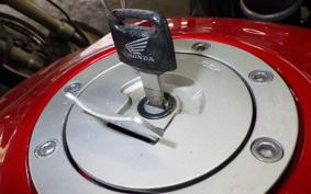 HONDA CB750 GEN 2 K 2013 RC42