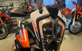 KTM 1290 SUPER ADVENTURE R 2024 V5940