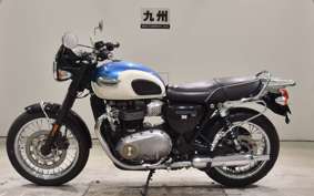 TRIUMPH BONNEVILLE T100 2016