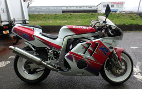 SUZUKI GSX-R400R 1992 GK76A