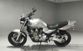 YAMAHA XJR1300 RP03J