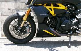DUCATI DIAVEL 1260 2025 2G00