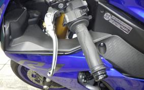 YAMAHA YZF-R1 2015