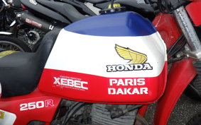 HONDA XL250R PARIS-DAKAR 1998 MD03