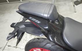 SUZUKI GSX-S125 DL32B