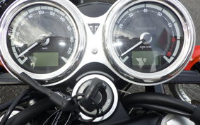 TRIUMPH BONNEVILLE T120 2021