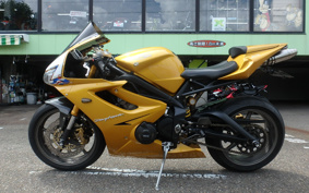 TRIUMPH DAYTONA 675 2006 TMD106