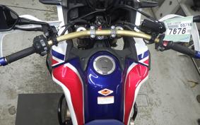 HONDA CRF1000L AFRICA TWIN DCT 2018 SD04