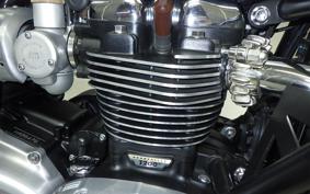 TRIUMPH BONNEVILLE T120 2020