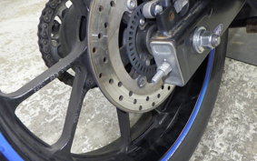 YAMAHA FZ25