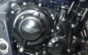 TRIUMPH STREET TRIPLE 85 2013