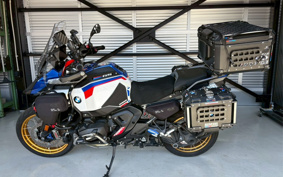 BMW R1300GS Adventure ASA 2025 0M31