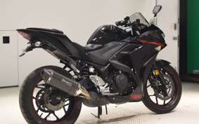 YAMAHA YZF-R25 2015 RG10J