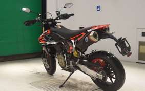 DUCATI HYPERMOTARD 698 2025
