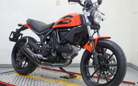 DUCATI SCRAMBLER SIXTY2 2018 KA00