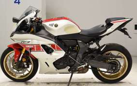 YAMAHA YZF-R7 2022 RM39J